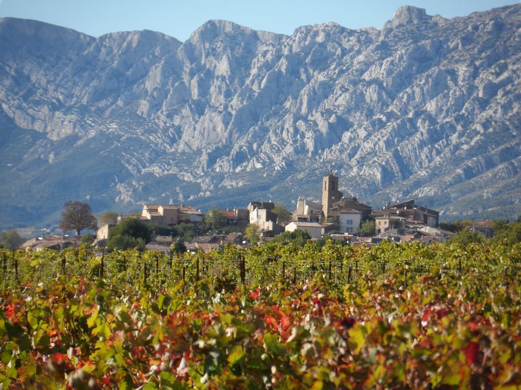 Place Du Chateau Pourrieres Εξωτερικό φωτογραφία