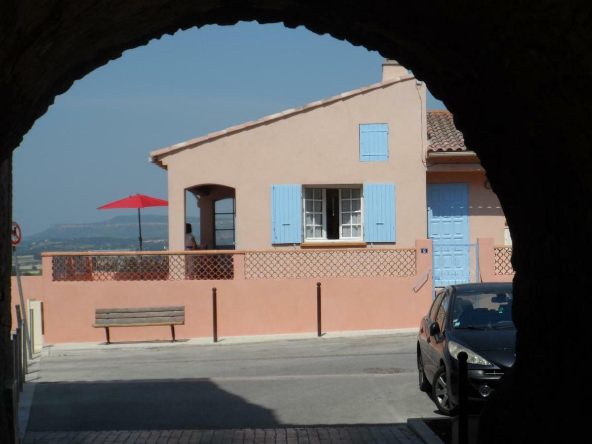 Place Du Chateau Pourrieres Εξωτερικό φωτογραφία